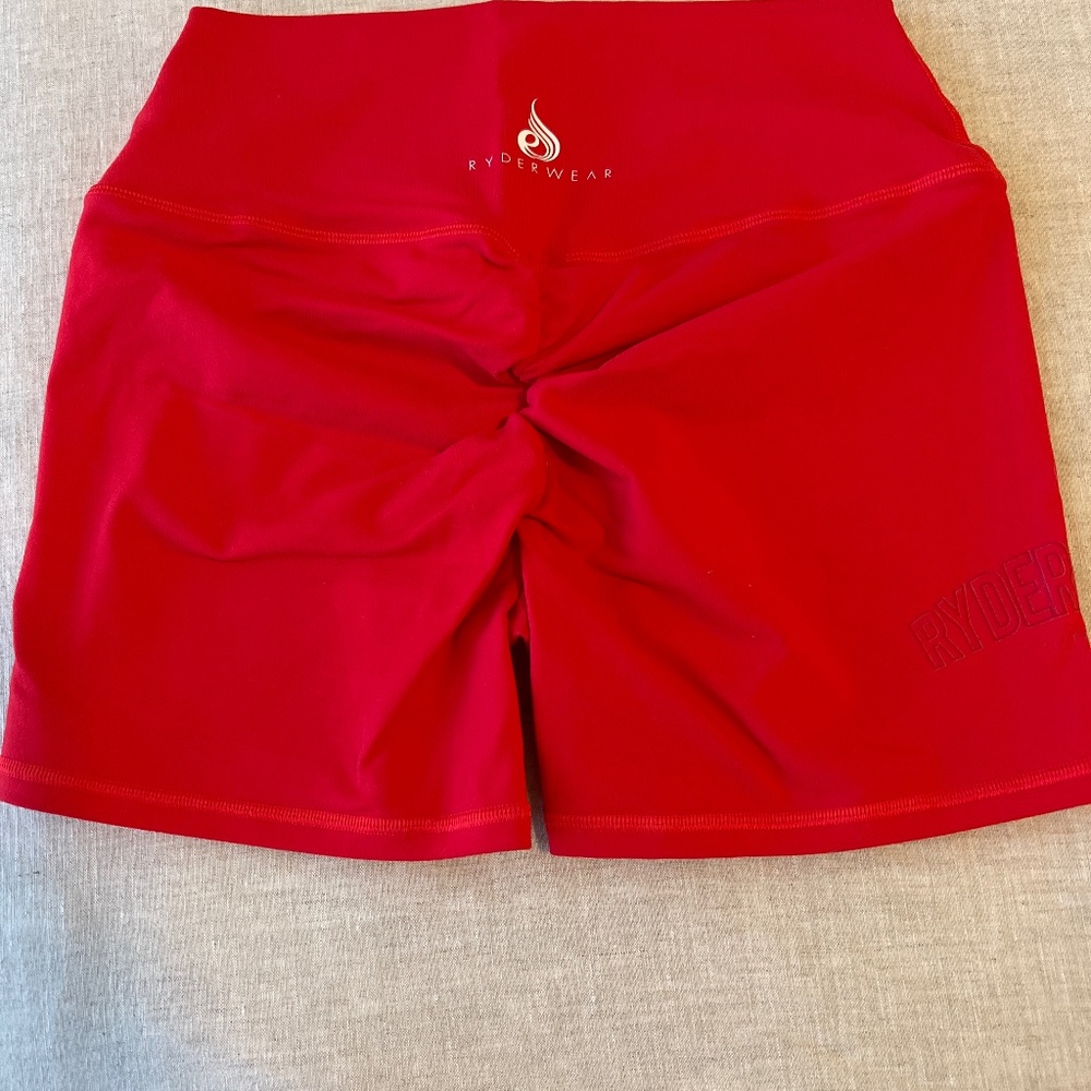 Athletic shorts